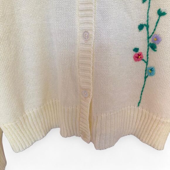 Vintage cream Melody Embroidered flower cardigan size 42 fits XL - Picture 4 of 8